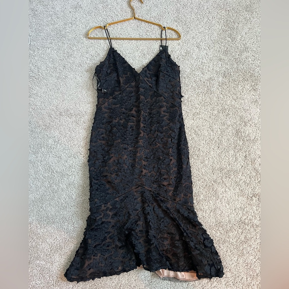 Vera Wang Black Textured Dress